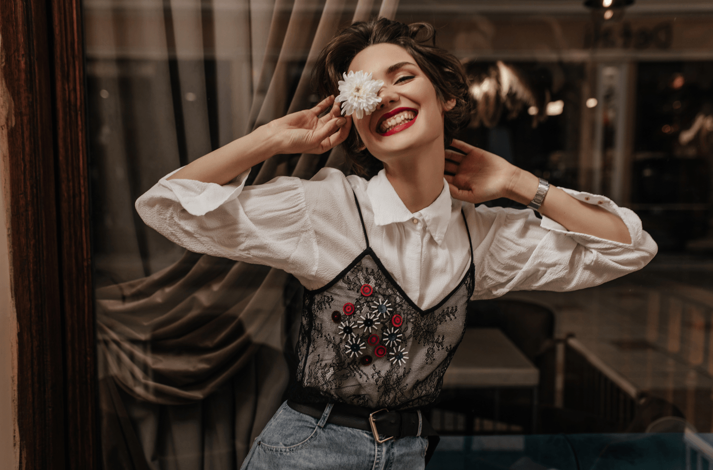Morgane Moncomble va-t-elle écrire de la romantasy ?
