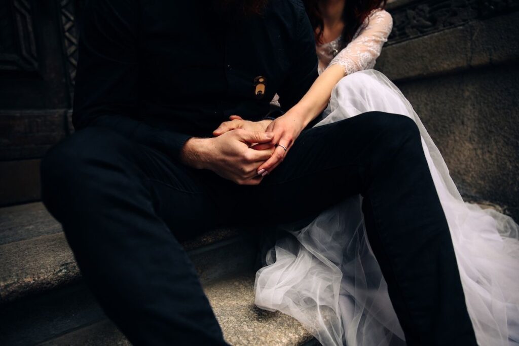 Pourquoi l'image du mariage a une telle place dans la romance contemporaine