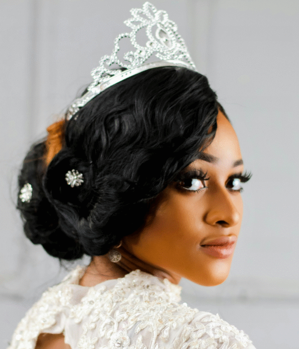 Comment expliquer le regain de popularité autour de la romance royale