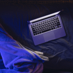 La promotion de l'ombre d'Adeline avec les dossiers epstein