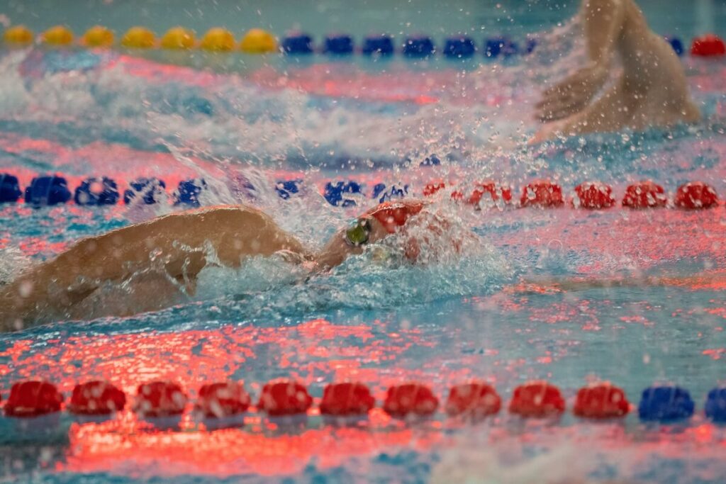 Deep End romance sportive en 2026